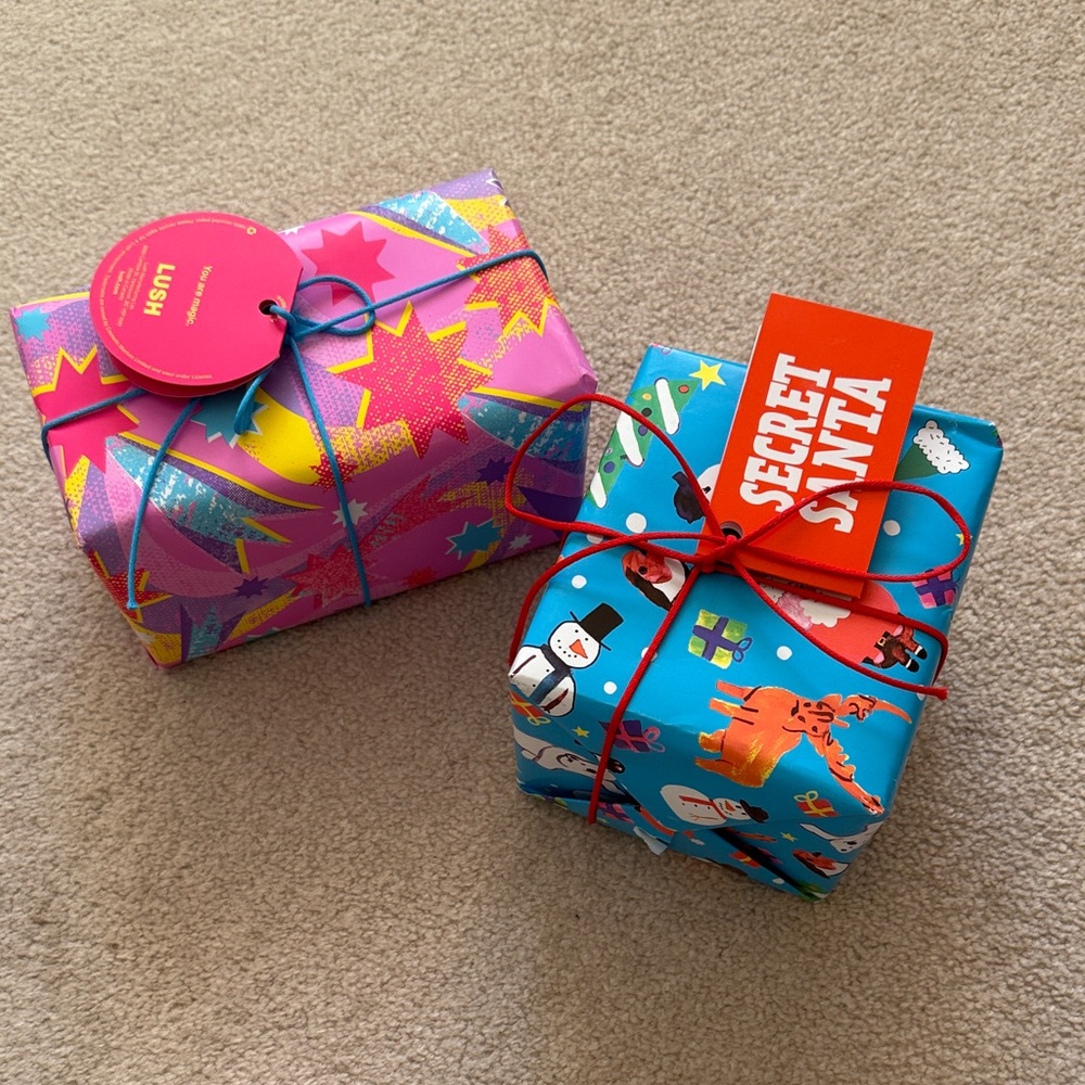 Lush Festive Pink and Blue Bath Soak Duo